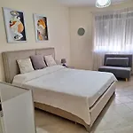 Lored Apartment Durres